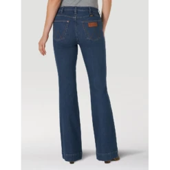 Wrangler Retro Sara High-R Trouser 7 Wrangler Retro Sara High-R Trouser -Columbia Clothing Shop download 8 061cda4d b874 4aa1 a61e ba33533fe15f